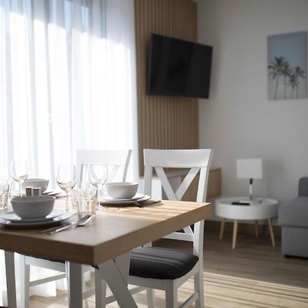 Willa Przy Porcie - Apartamenty Z Aneksami Kuchennymi Ustka Dış mekan fotoğraf