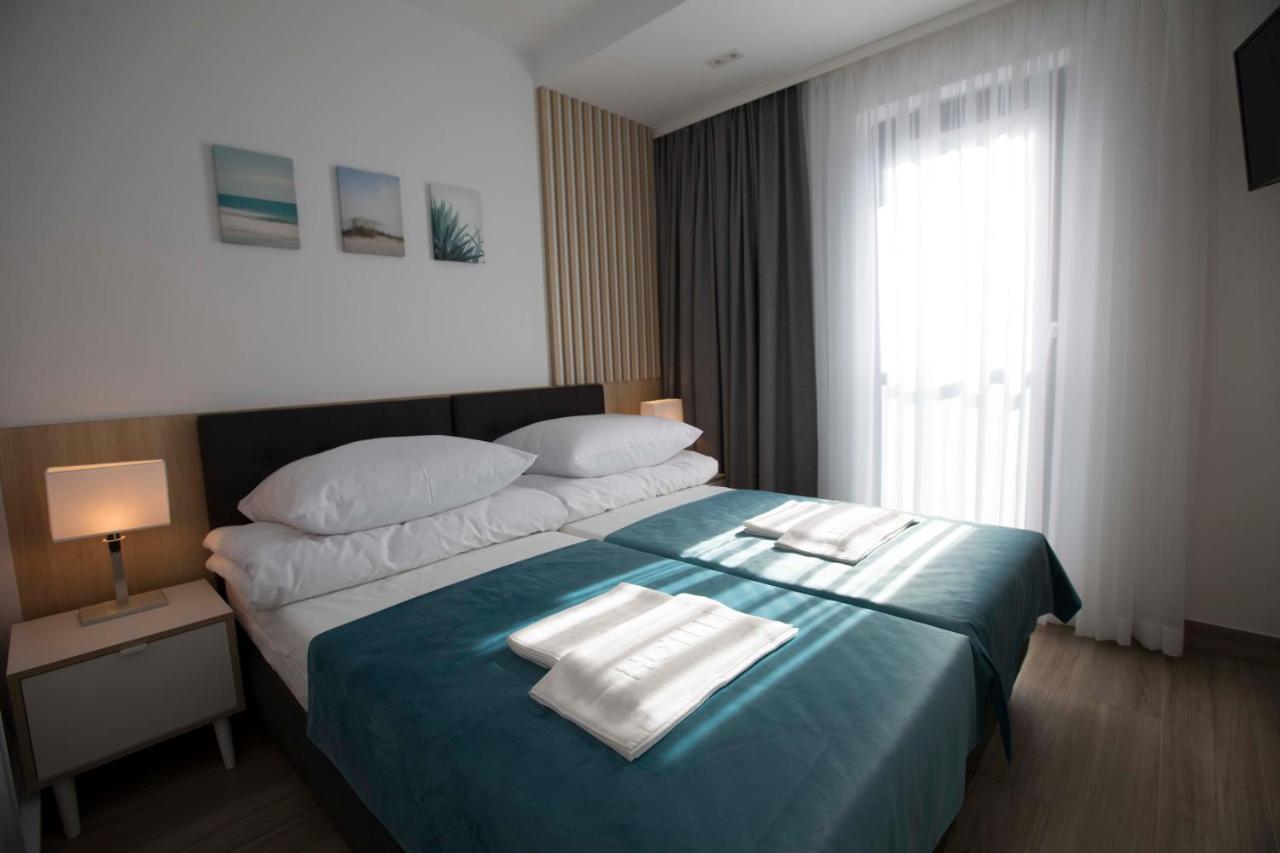 Willa Przy Porcie - Apartamenty Z Aneksami Kuchennymi Ustka Dış mekan fotoğraf