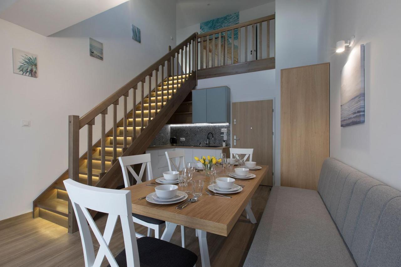Willa Przy Porcie - Apartamenty Z Aneksami Kuchennymi Ustka Dış mekan fotoğraf