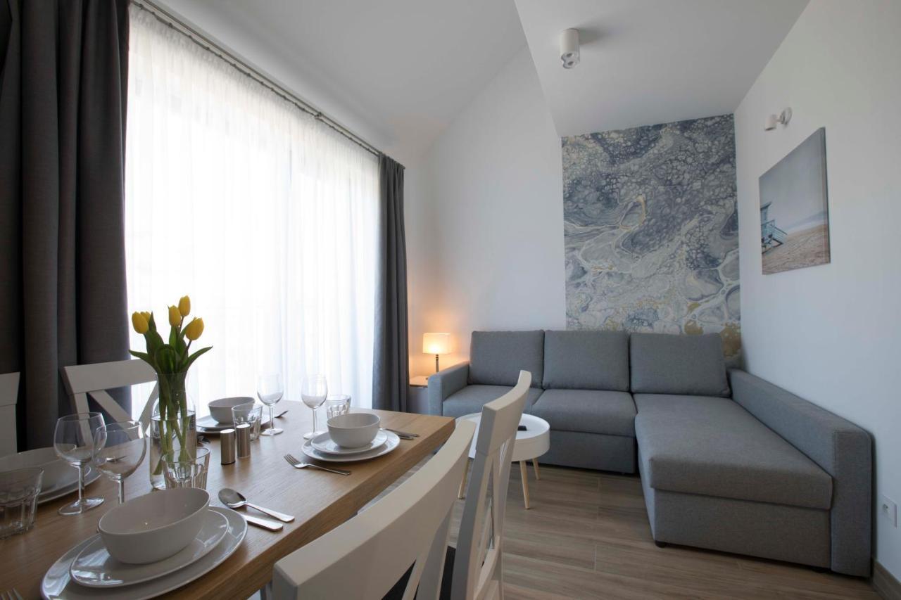 Willa Przy Porcie - Apartamenty Z Aneksami Kuchennymi Ustka Dış mekan fotoğraf
